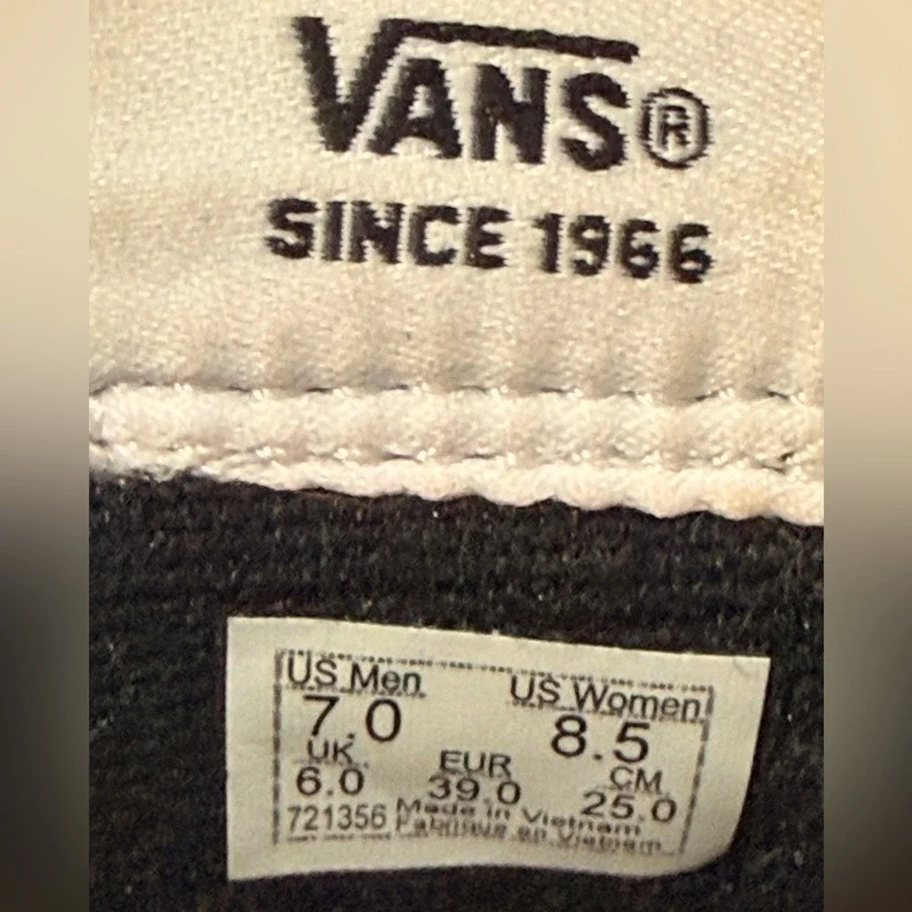 Vans Royal Blue High-Tops‎ Men's Size 7 Women's Size 8.5